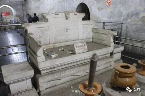 此皇帝生前建了座陵墓，刘伯温后人说了6个字，300年后全都应验！